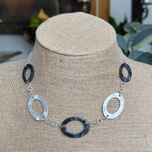 Silver, Gray Oval Link Necklace